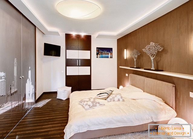 Спална соба на мал студиски стан во Украина