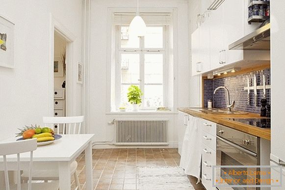 Внатрешноста на удобно кујните станови во Шведска