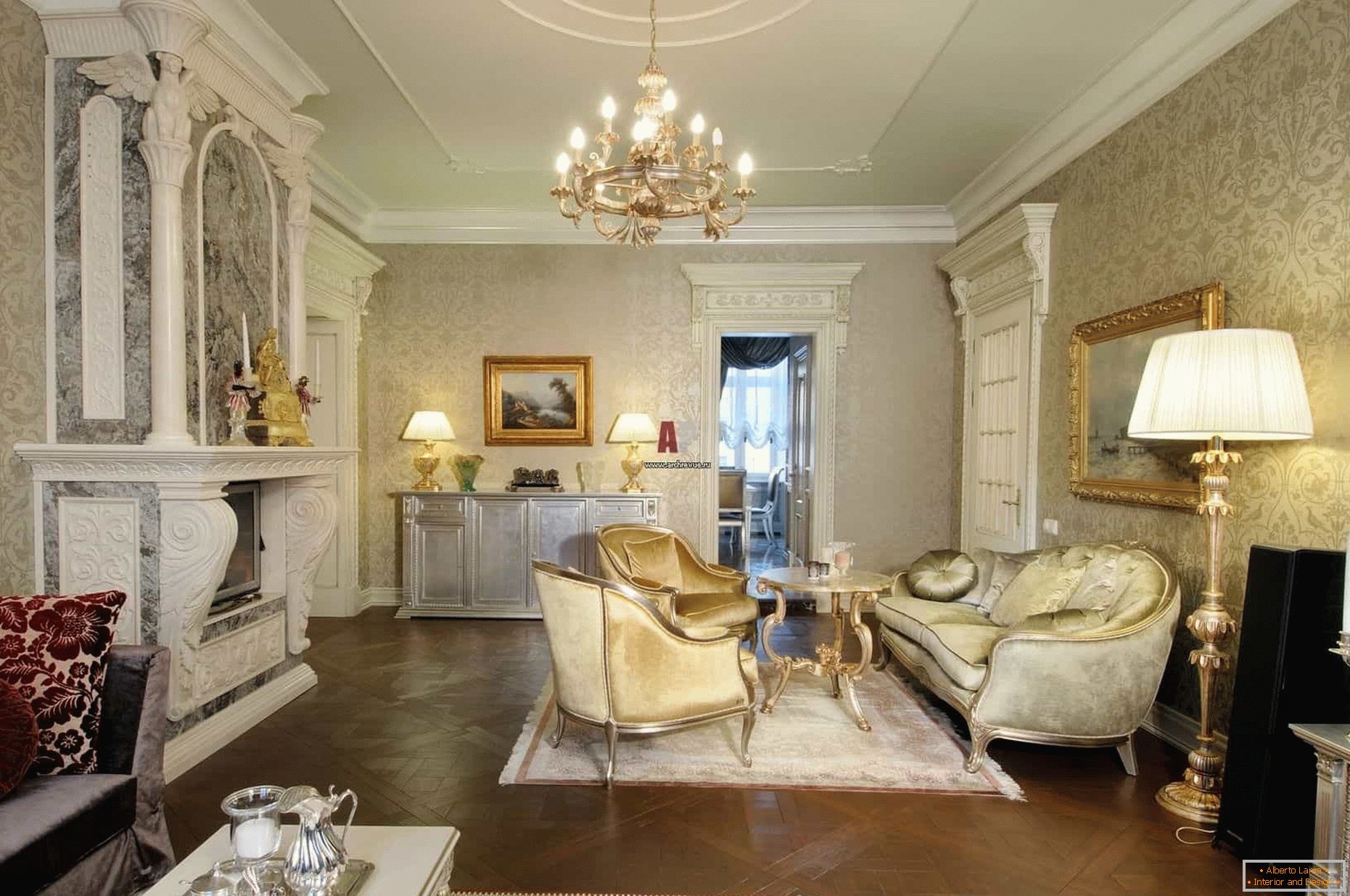 Дневна соба во класичен стил со камин