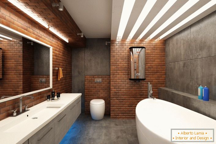 Симулацијата на цигла во бањата во стил на мансарда е хармонично комбинирана со белоснежна мебел.