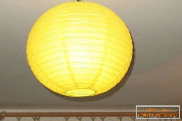 Кинески хартија фенер - таванот светлина со свои раце