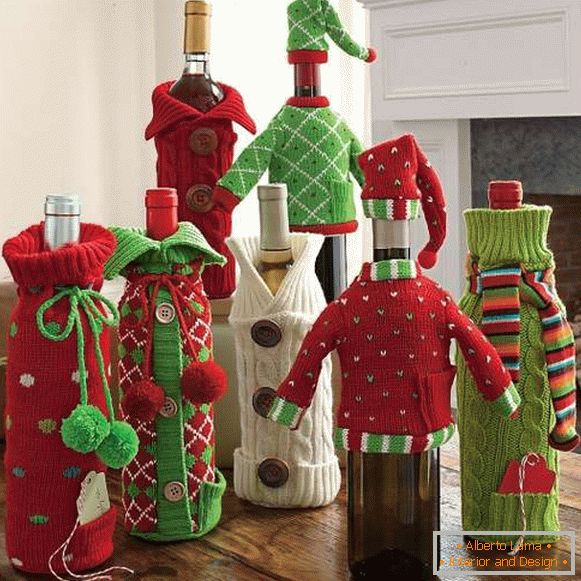 Плетени декор од шише шампањ за Нова Година