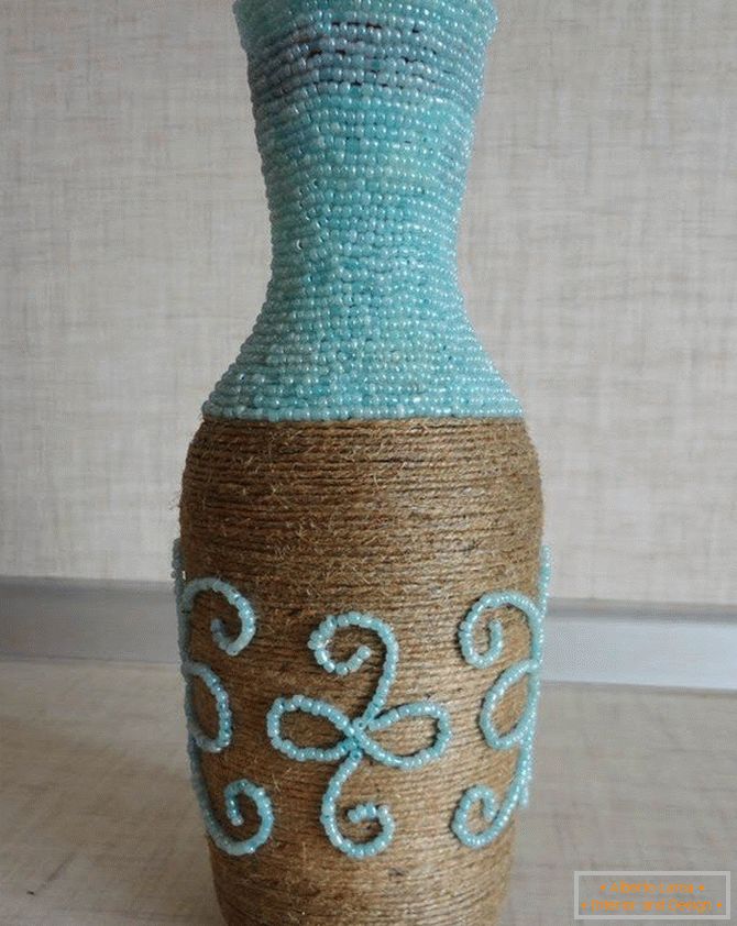 Декорација на вазна од канап и мониста