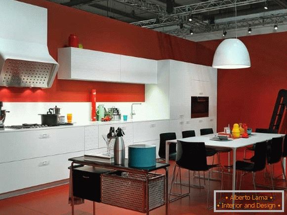 Дизајн на црвена бела кујна фото 23