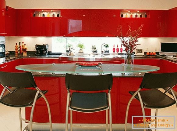 Кујна во црвени тонови слика 24