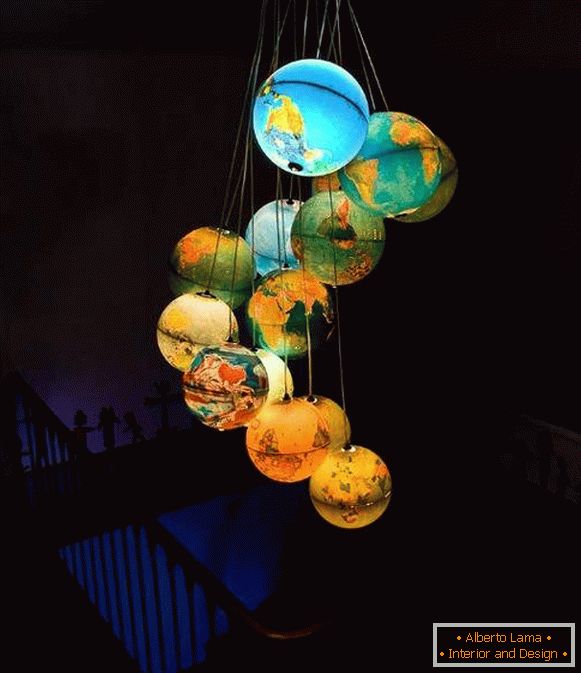 Идеи за куќа на непотребни работи - светилка за лусте од глобуси