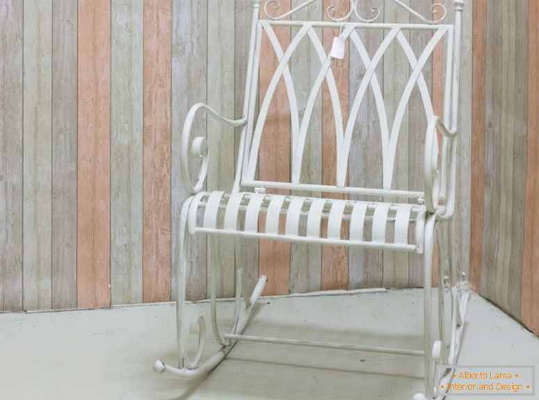 Лулање стол во внатрешноста - 115 фотографии на новини