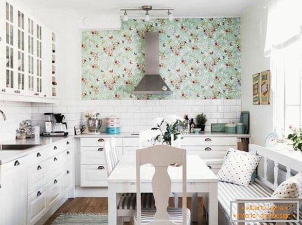 дизајн на мала кујна во стилот на Прованса фото
