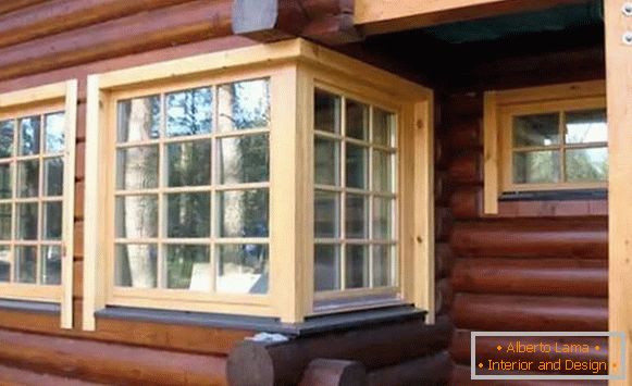 наличники на прозорци во дрвена куќа