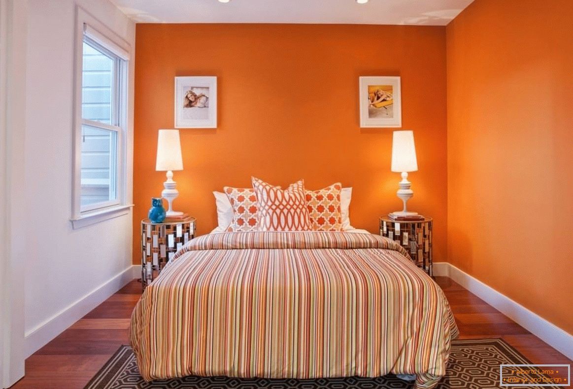 Портокалова боја во спалната соба