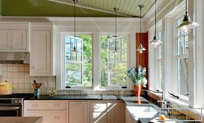 кујнски дизајн со фото агол од прозорец