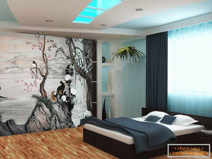 За декорирање на ѕидовите на спалната соба во стилот на јапонскиот минимализам, се користеше позадина со фото печатење. Тематскиот цртеж го прави составот оригинален и комплетен.