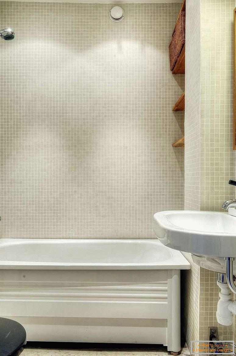 Стилски бања на мал стан во Шведска
