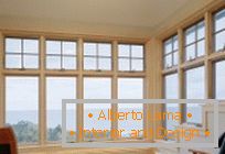 Предности и недостатоци на големи прозорци во станот