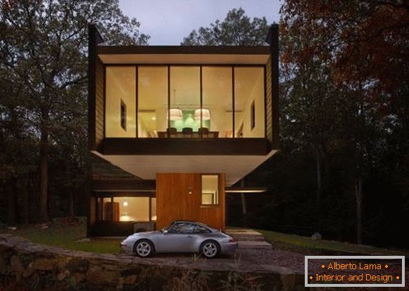 Модерен дизајн на приватна куќа со крошна