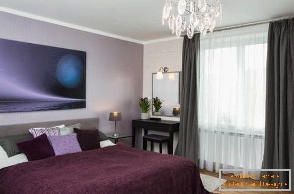 Виолетова боја во внатрешноста на спалната соба - фото 2017