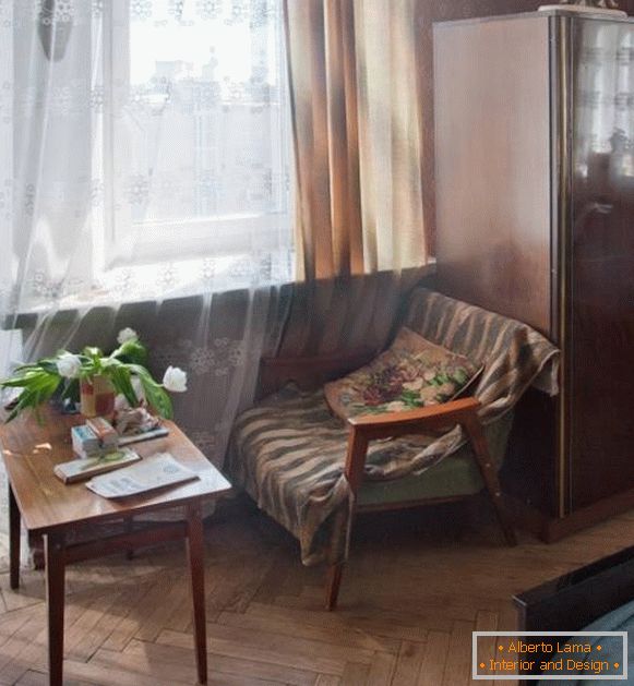 Мебел од Советскиот Сојуз во внатрешноста