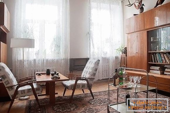 Дизайн и мебель в стиле минимализмота Советского Союза