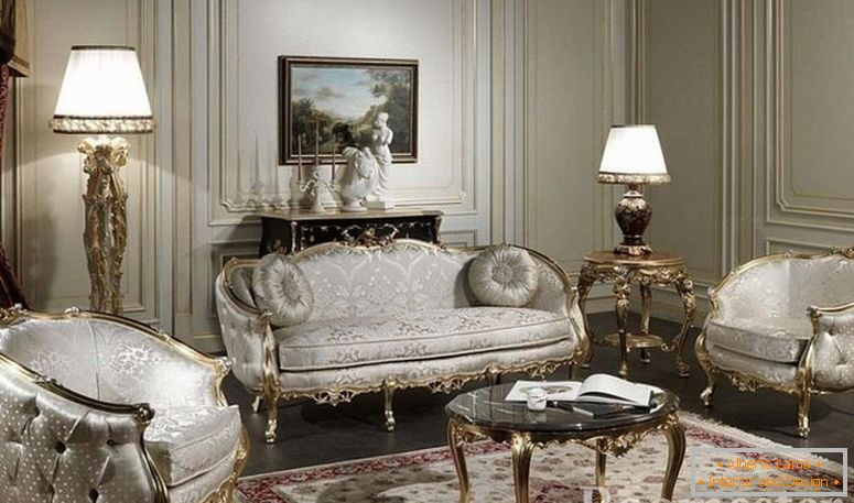 Соба со луксузен мебел од светло и позлата