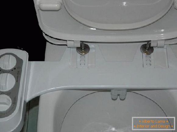 бања приврзаност за тоалет, слика 16