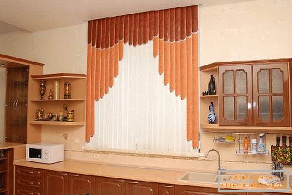 ролетни на прозорците вертикална ткаенина на кујната, фото 16