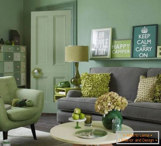 Елегантен дневна соба во зелена и сива боја