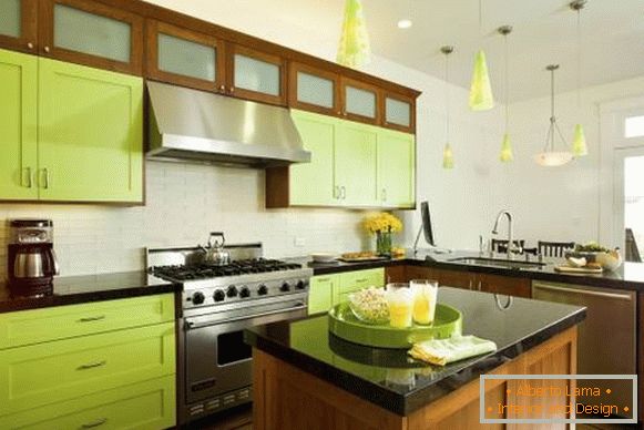 кафеава-зелена кујна