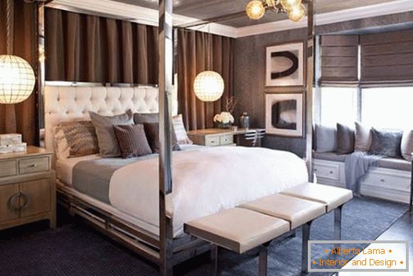 Стилски спална соба со огледува мебел